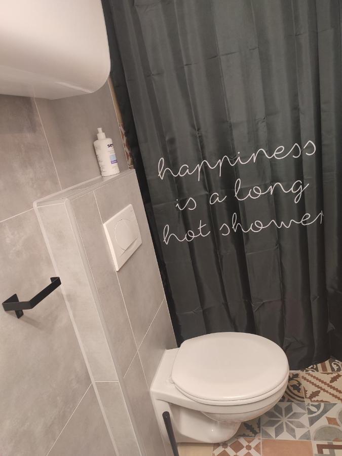 Apartman Dux 2 Karlovac Eksteriør billede