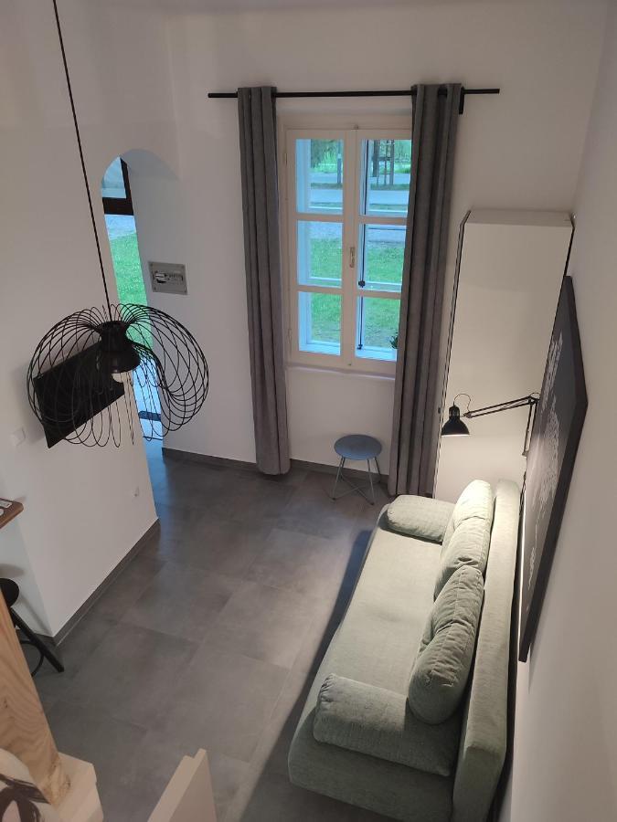 Apartman Dux 2 Karlovac Eksteriør billede
